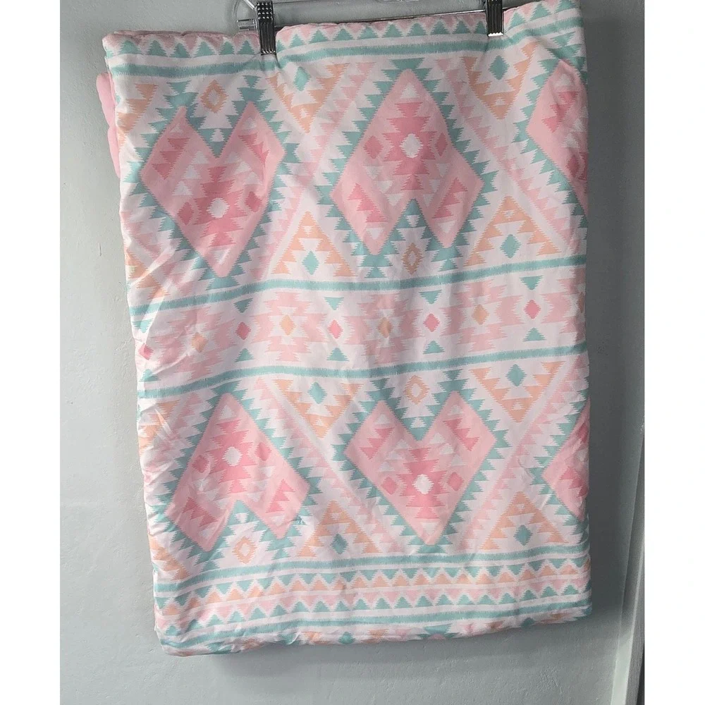 Carters Kids Southwestern Geometric Print Pink Teal Comforter 41.5